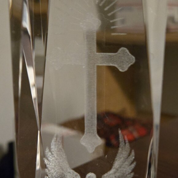 3D Laser Etched Crystal 6" Tall Cross with Angel - Picture 3 of 4